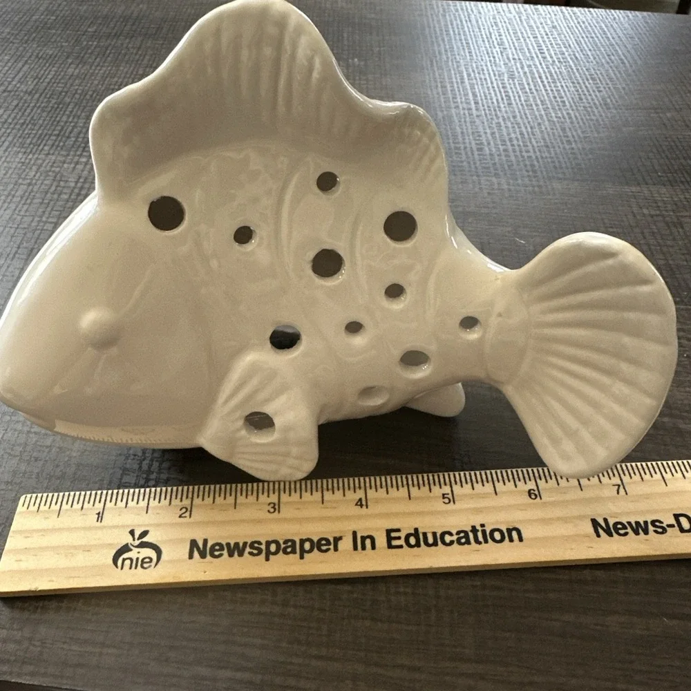 Fish White Matte Bisque Ceramic Sachet Holder Decor